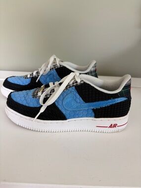 Nike Air Force One Sneakers in Blue, Black & White with Plaid Heel Unisex